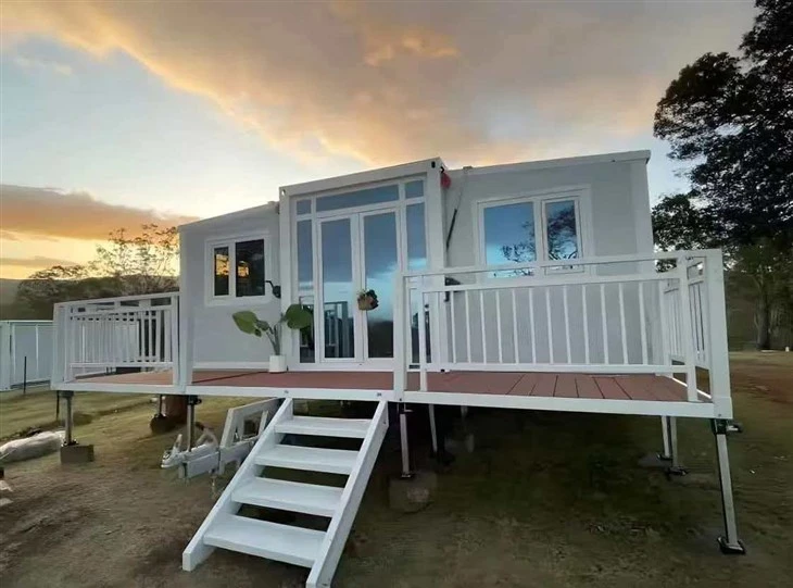 Expansion Box House